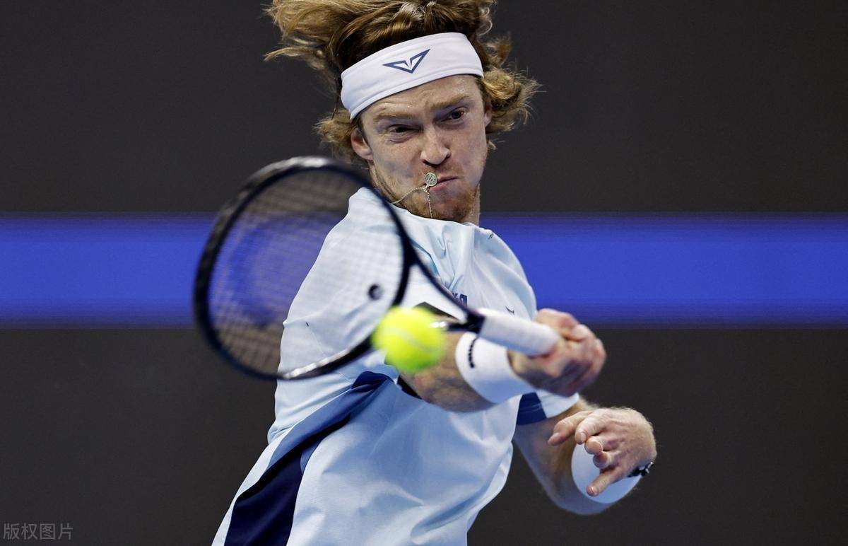 键球员的个 键球员的个