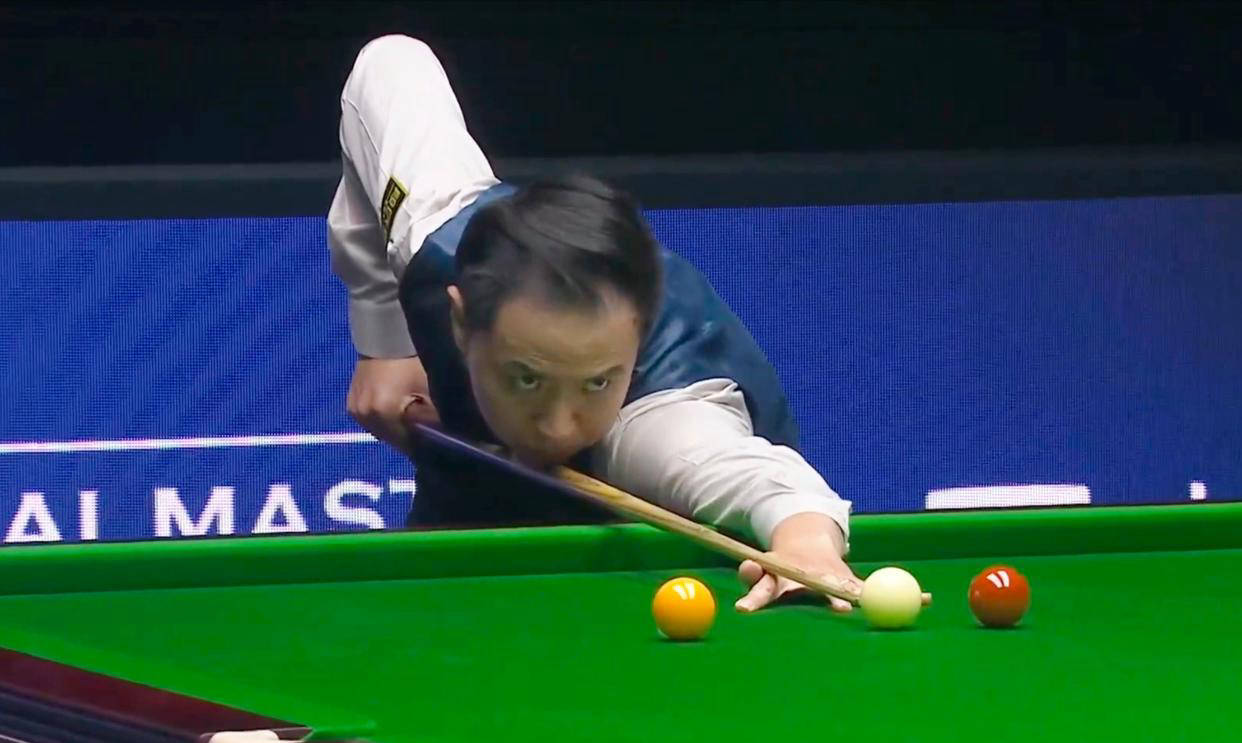 皮球应声入 皮球应声入